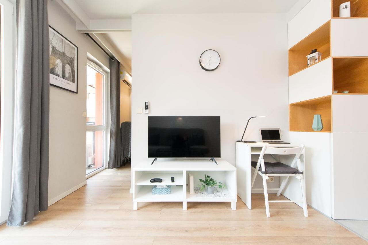 Main Trainstation One Bedroom Ac P4You Pl クラクフ エクステリア 写真